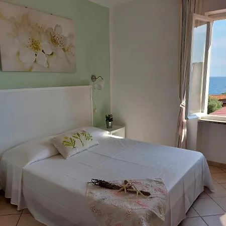 Bambu Hotel Marciana (Isola d'Elba)