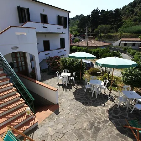 Bambu 2* Marciana (Isola d'Elba)